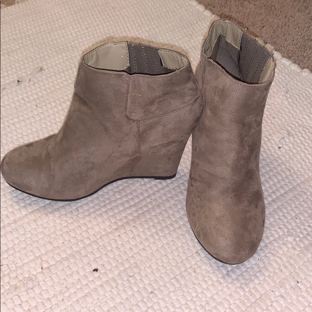 Wedge booties - Picture 2 of 5